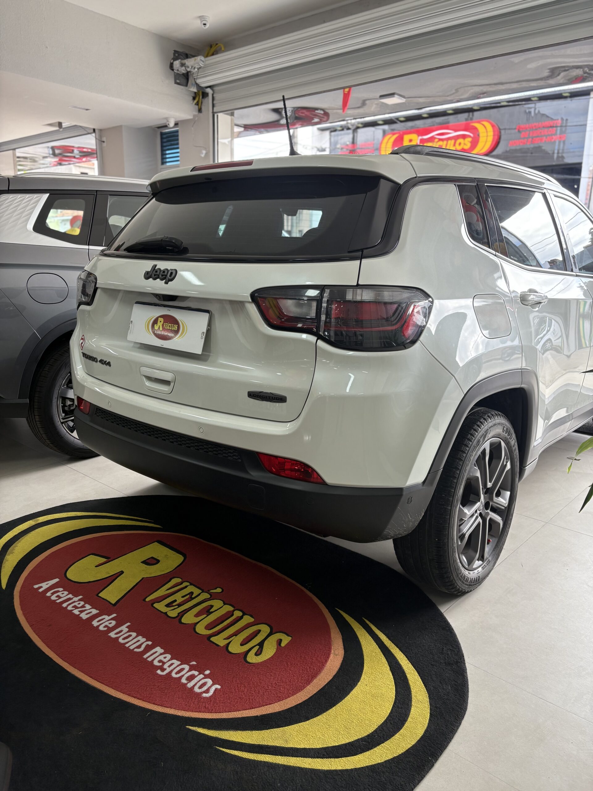 Jeep Compass — foto 9