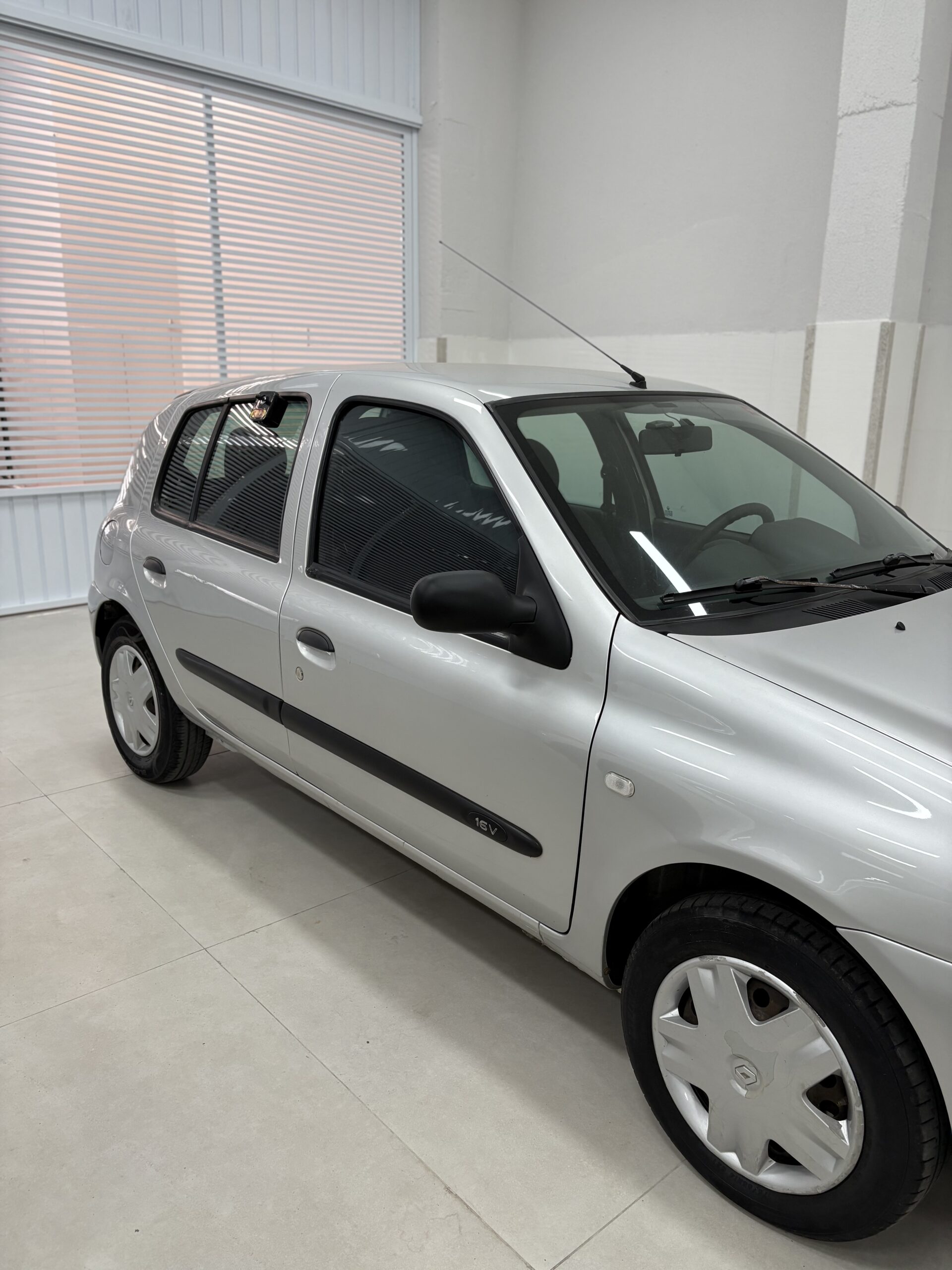Renault Clio — foto 4
