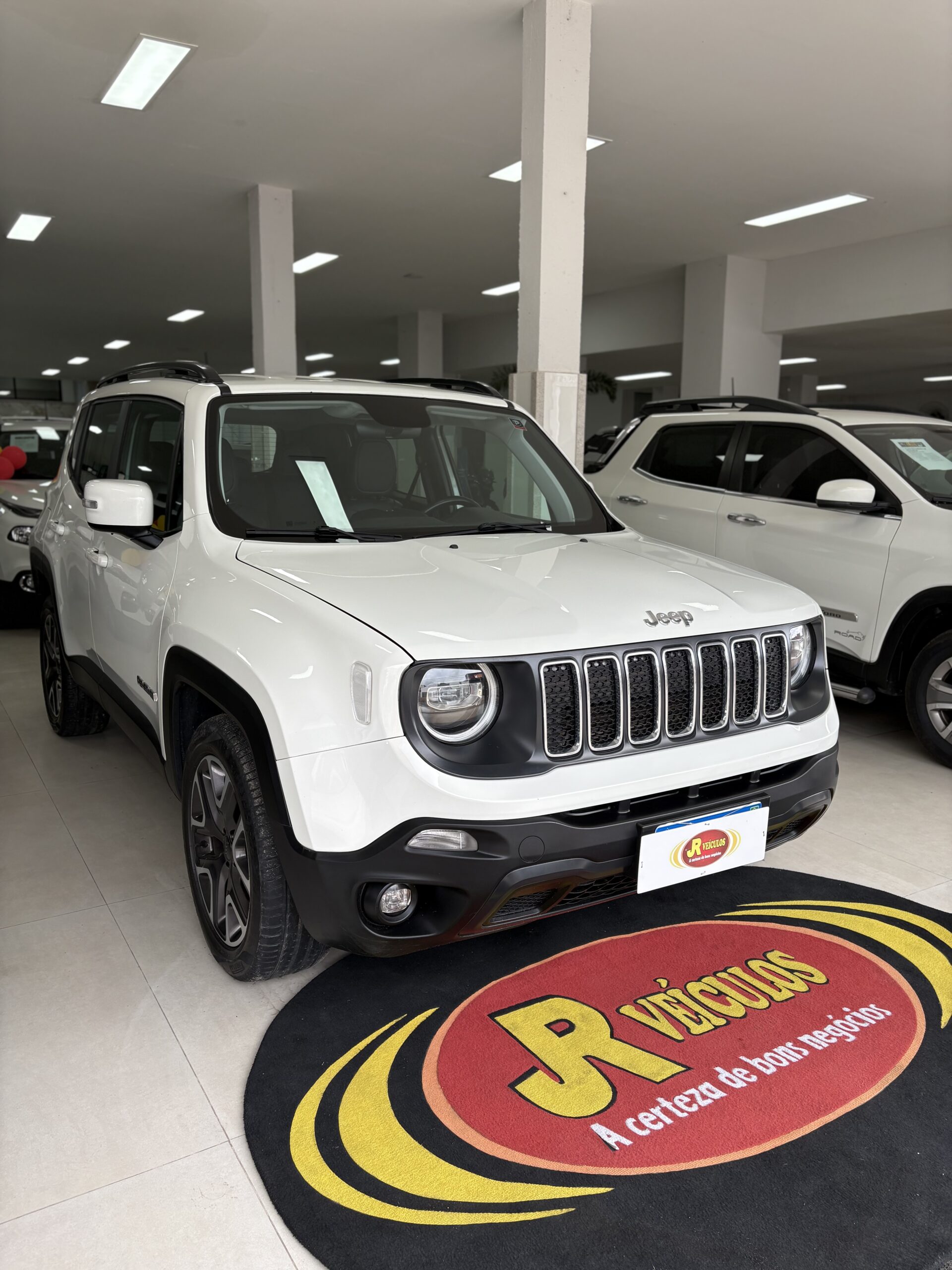 Jeep Renegade — foto 3