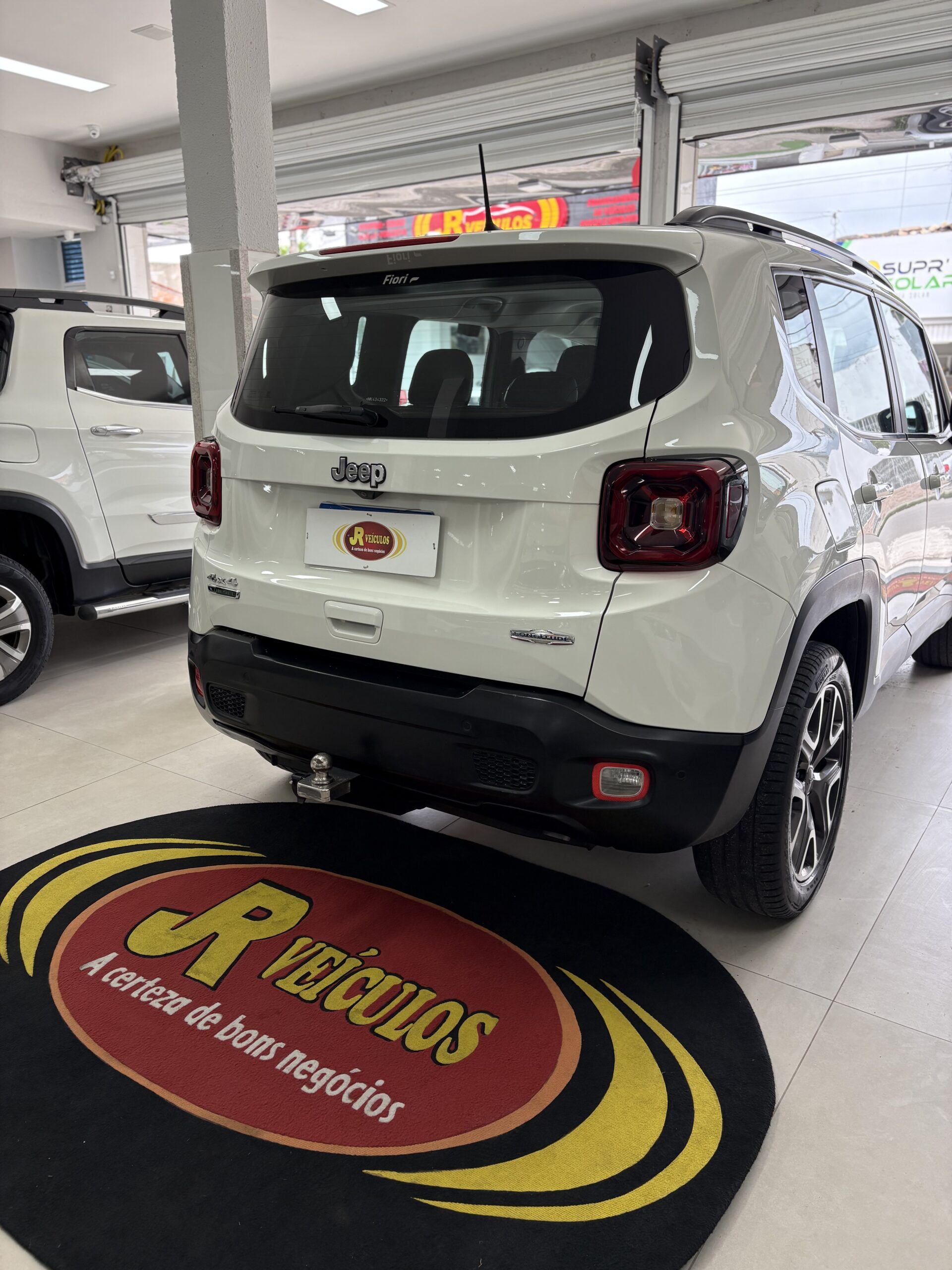 Jeep Renegade — foto 9