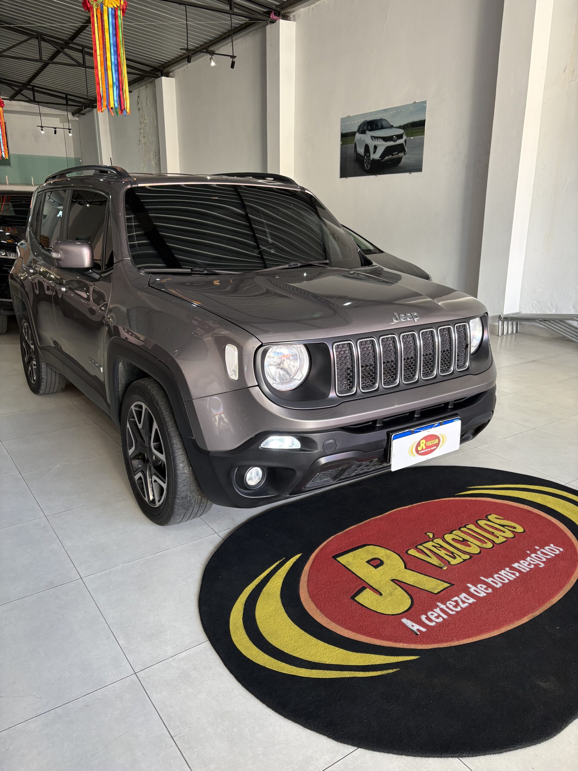 Jeep Renegade — foto 2