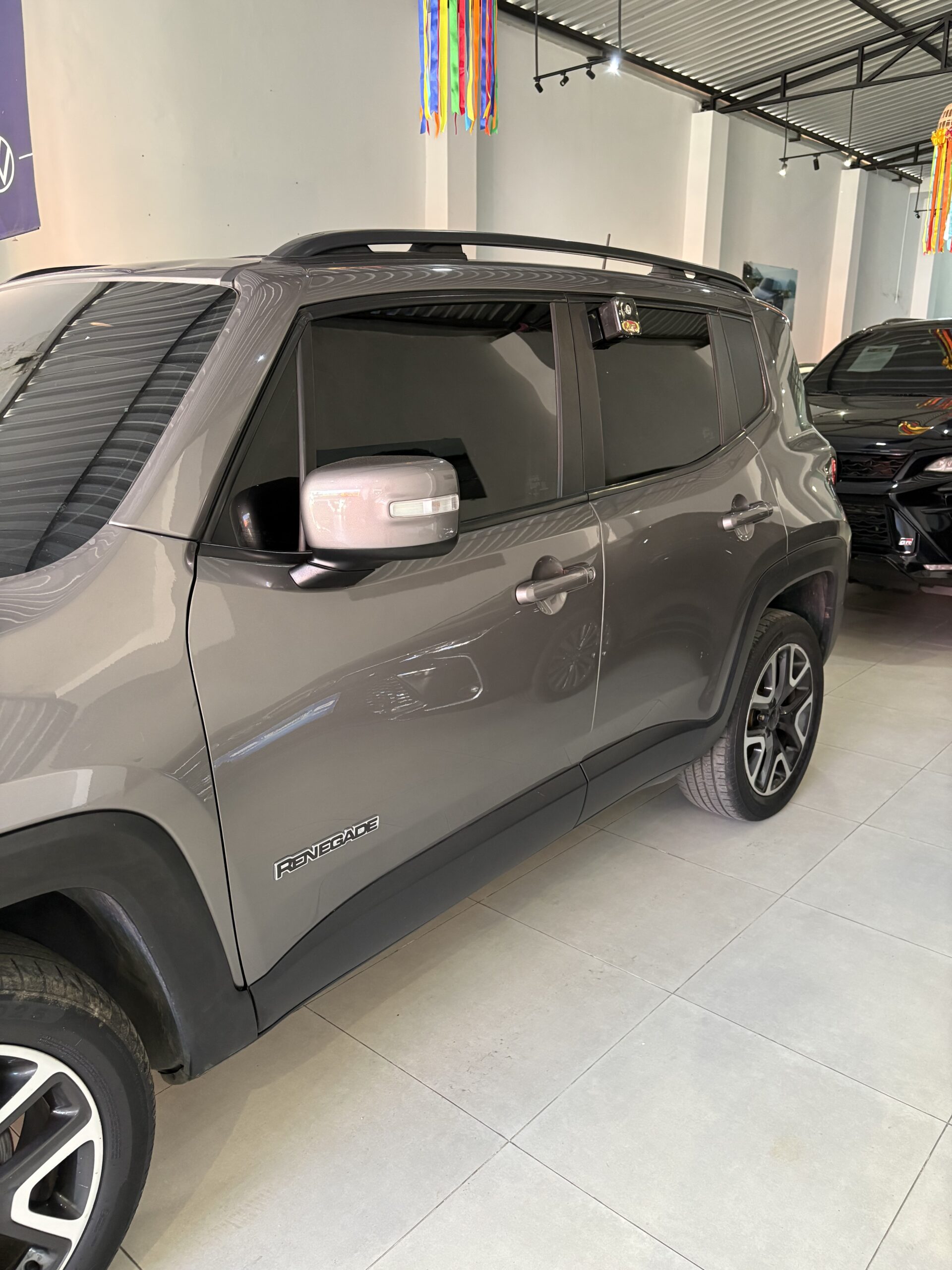 Jeep Renegade — foto 4