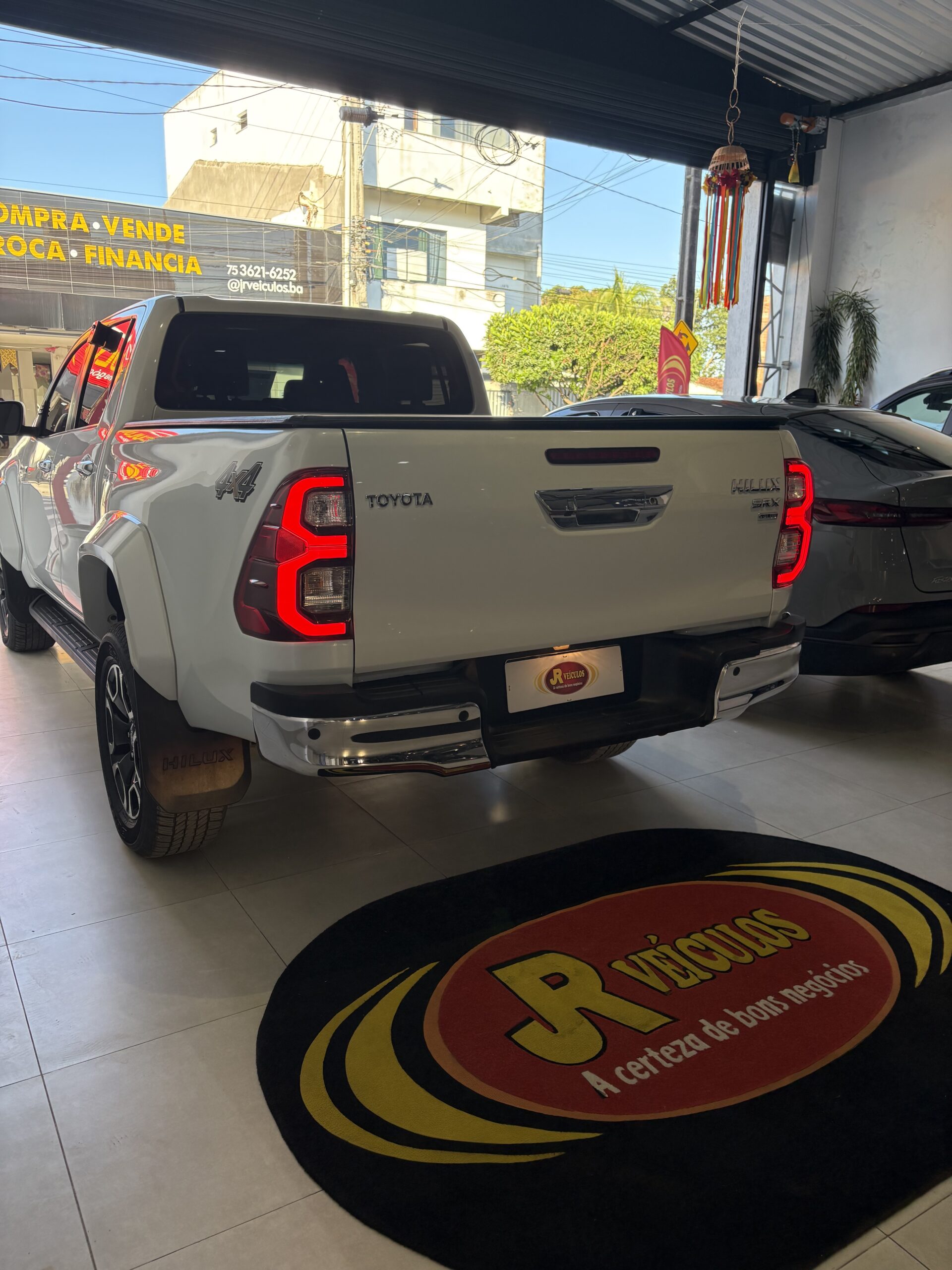 Toyota Hilux — foto 9